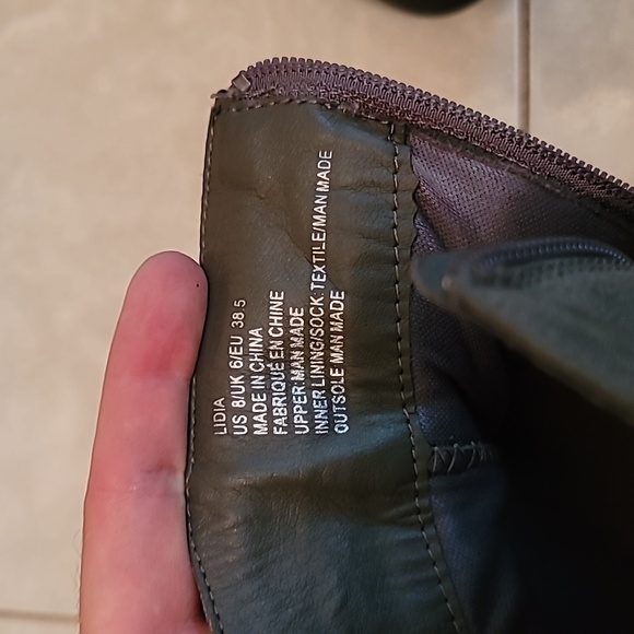 JustFab Gray Booties Size 8 - Picture 6 of 7